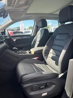 2025 Volkswagen Touareg 170TDI