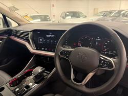 2025 Volkswagen Touareg 170TDI