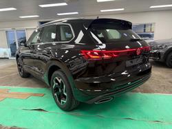 2025 Volkswagen Touareg 170TDI