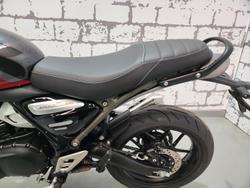2025 Triumph Speed 400 Speed Four Red