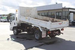 2015 Isuzu
Npr300