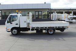 2014 Hino
616 - 300 Series