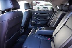 2022 Honda
Civic e:HEV LX