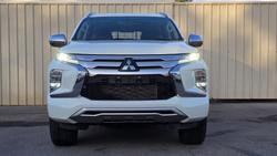 2022 Mitsubishi
Pajero Sport GLX