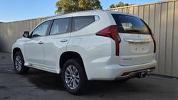 2022 Mitsubishi
Pajero Sport GLX