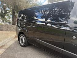 2021 Ford
                Transit Custom 340L