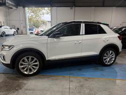 2025 Volkswagen
T-Roc 110TSI Style