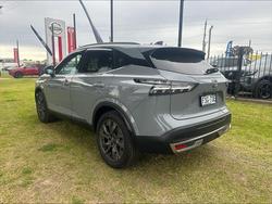 2024 Nissan
                J12 TI