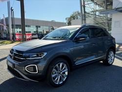 2025 Volkswagen T-ROC STYLE