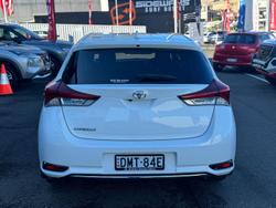 2017 Toyota
Corolla Ascent Sport