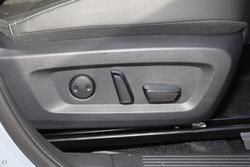 2025 Nissan QASHQAI N-DESIGN e-POWER J12 MY25 Ceramic Grey with Onyx Black Roof