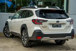 2024 Subaru Outback AWD Touring XT 6GEN MY25 AWD Crystal White