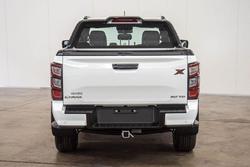 2025 Isuzu
D-MAX X-TERRAIN
