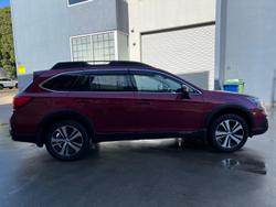 2018 Subaru
Outback 2.5i Premium