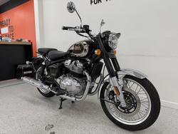 2025 Royal Enfield CLASSIC 650 Black