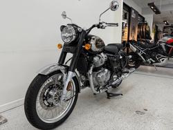 2025 Royal Enfield CLASSIC 650 Black