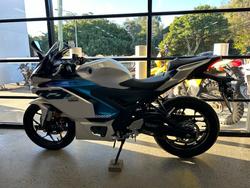2025 Yamaha YZF-R3 WHITE