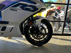 2025 Yamaha YZF-R3 WHITE