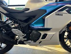 2025 Yamaha YZF-R3 WHITE