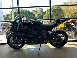 2025 Yamaha YZF-R7LA BLACK