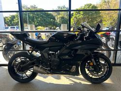 Yamaha YZF-R7LA