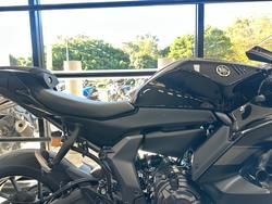 2025 Yamaha YZF-R7LA BLACK