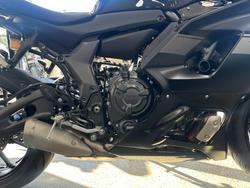 2025 Yamaha YZF-R7LA BLACK