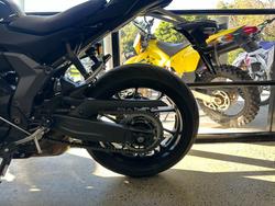 2025 Yamaha YZF-R7LA BLACK