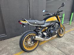 2022 Kawasaki Z900RS SE YELLOW