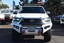 2021 Toyota
Hilux SR5