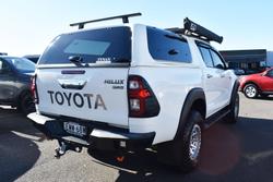 2021 Toyota
Hilux SR5