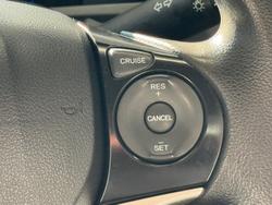 2012 Honda
Civic VTi-L