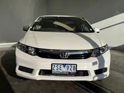 2012 Honda
Civic VTi-L