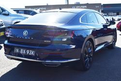 2017 Volkswagen
                Arteon 206TSI R-Line