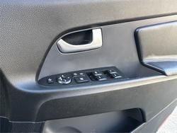 2013 KIA
SPORTAGE PLATINUM (AWD)