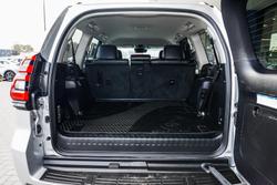 2020 Toyota
Landcruiser Prado VX