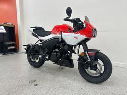 2024 CFMOTO 2024 Cf Moto 125CC XO PAPIO RACER Red