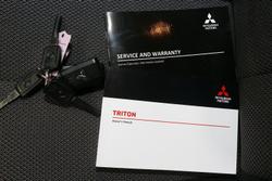 2021 Mitsubishi
Triton GLS