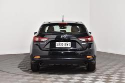 2018 Mazda
3 Maxx Sport