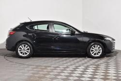 2018 Mazda
3 Maxx Sport