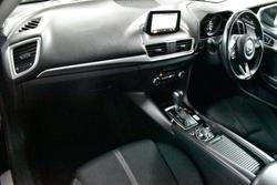 2018 Mazda
3 Maxx Sport