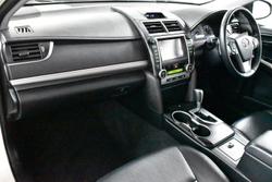 2013 Toyota
Camry Atara SL