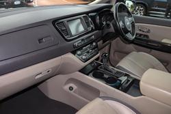 2015 Kia
Carnival SLi