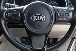 2015 Kia
Carnival SLi