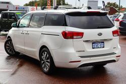 2015 Kia
Carnival SLi