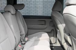 2017 Kia
                Carnival S