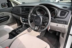 2017 Kia
                Carnival S