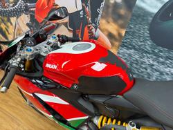 2023 DUCATI PANIGALE V2 BAYLISS 20TH ANNIV RED