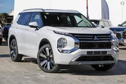 2025 Mitsubishi Outlander Outlander EXCEED 2.5L CVT AWD 5ST