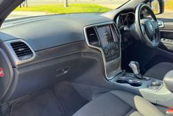 2018 Jeep
                Grand Cherokee Laredo
